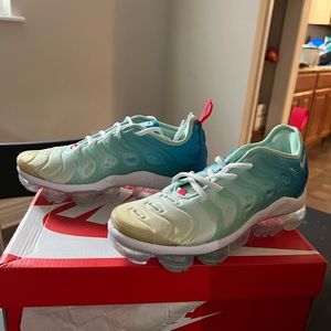 Nike VaporMax Plus